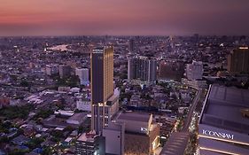 Hilton Garden Inn Bangkok Riverside